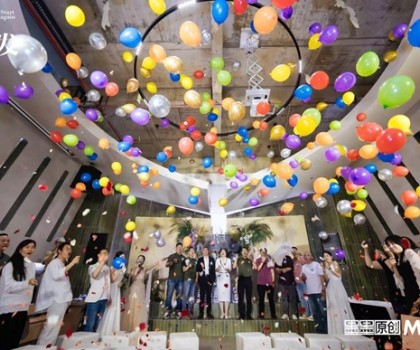 向內(nèi)沉淀蓄勢能 向外生長啟新程 ——墨墨瓷磚新總部展廳正式啟幕