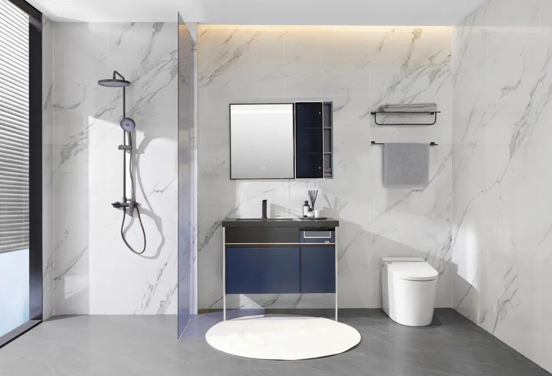 1671427547689751.jpg 東鵬整裝衛(wèi)浴銀裳系列丨全新「凈」界,帶你解鎖不一樣的衛(wèi)浴體驗3.jpg