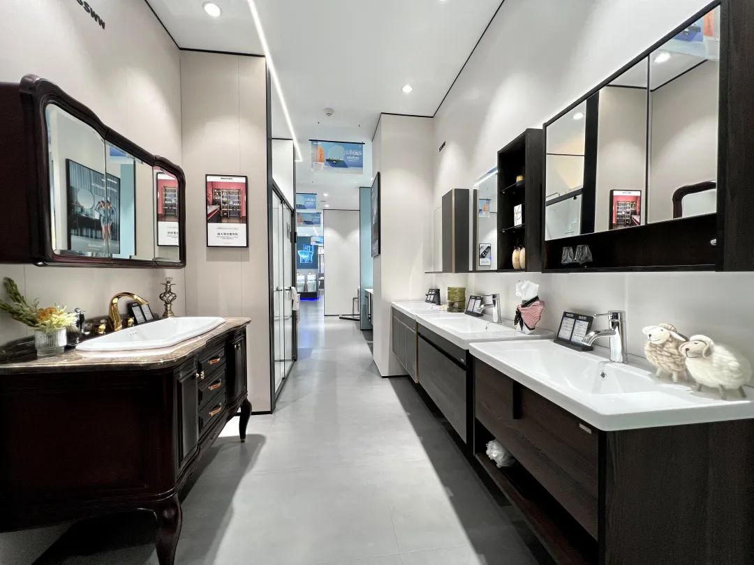 1678602078811893.jpg 浪鯨衛(wèi)浴合肥政務(wù)專賣店形象升級(jí)5.jpg