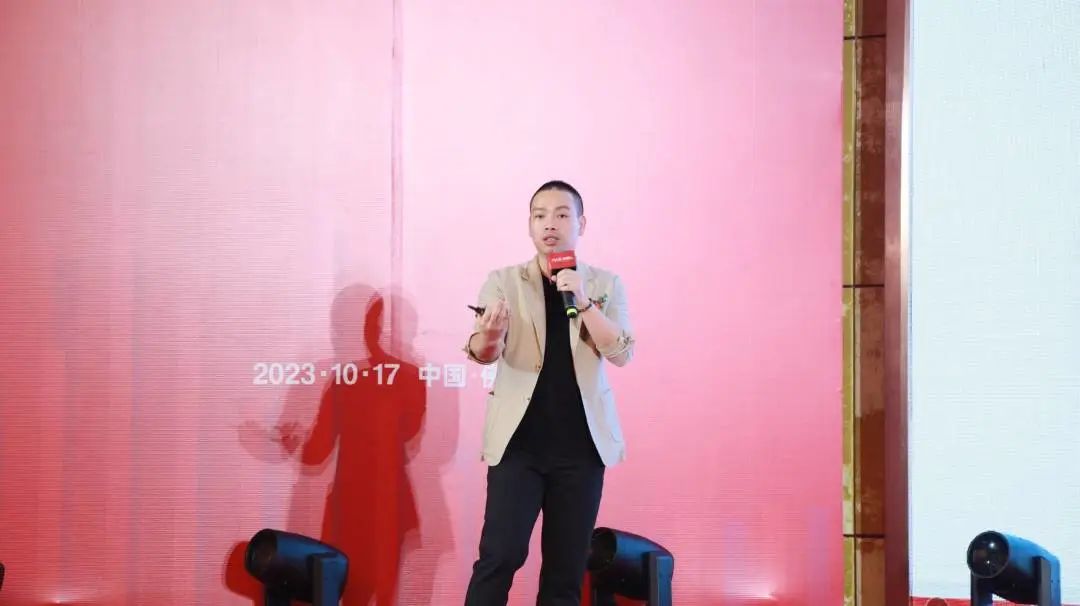 1697799158181310.jpg 6.jpg